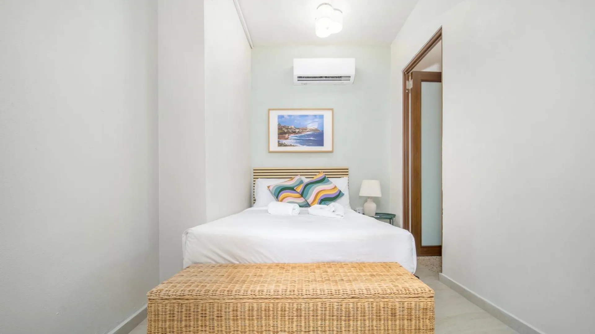 Room 15 Skyline Sips & Santurce Charm San Juan Porto Riko